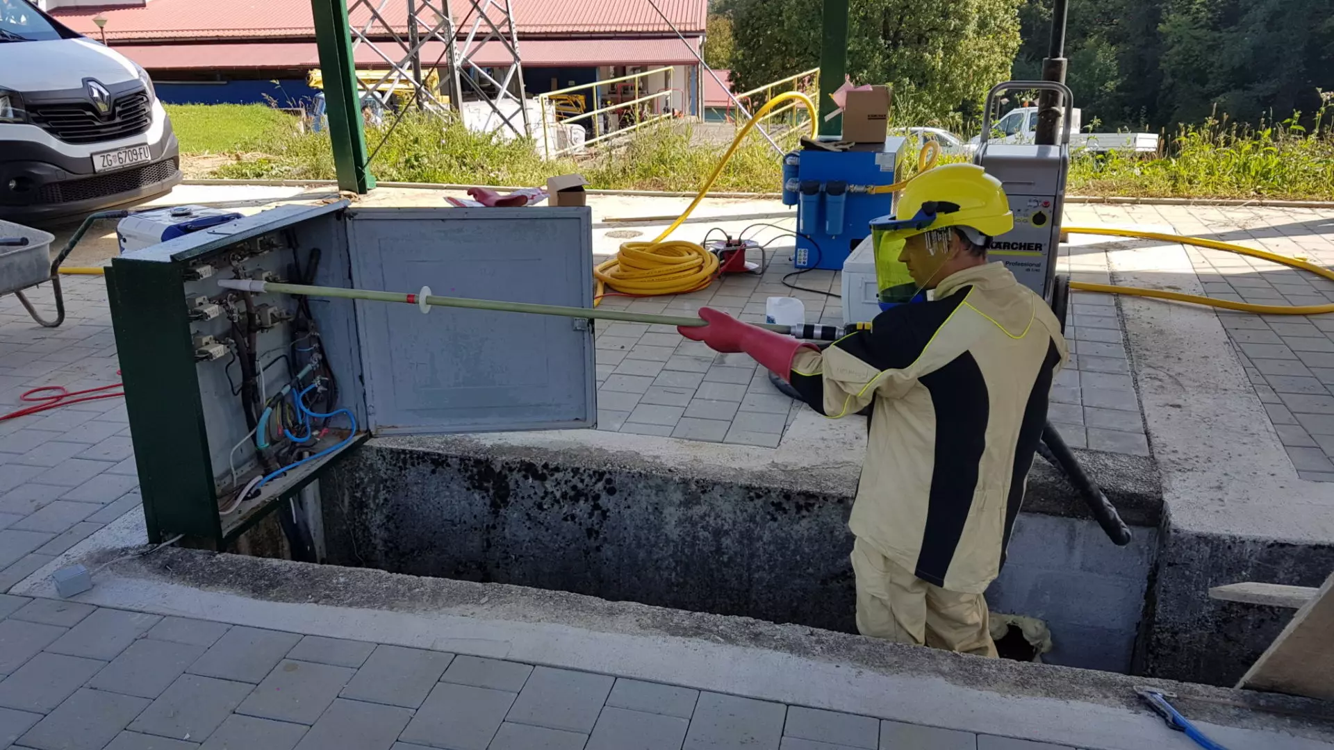 Čišćenje i održavanje suhim ledom Čišćenje suhim ledom Zagreb, RH