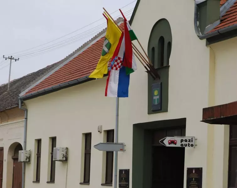 Trgovina_i_ugostiteljstvo_Dalj