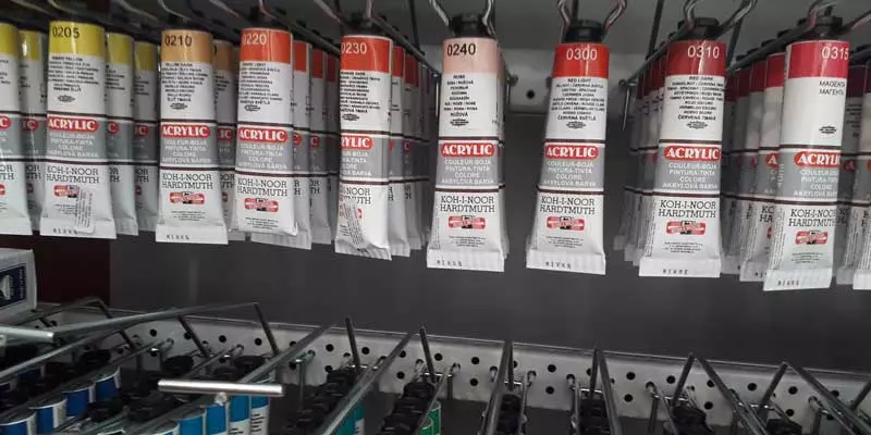 TrgovinaslikarskimpriboromSplit3 TrgovinaslikarskimpriboromSplit3