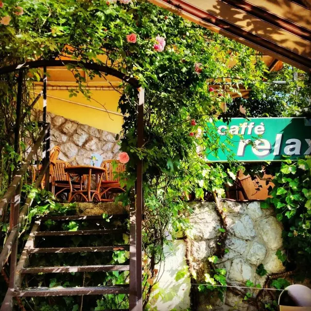 Ugodankafićinajboljakava,Rijeka