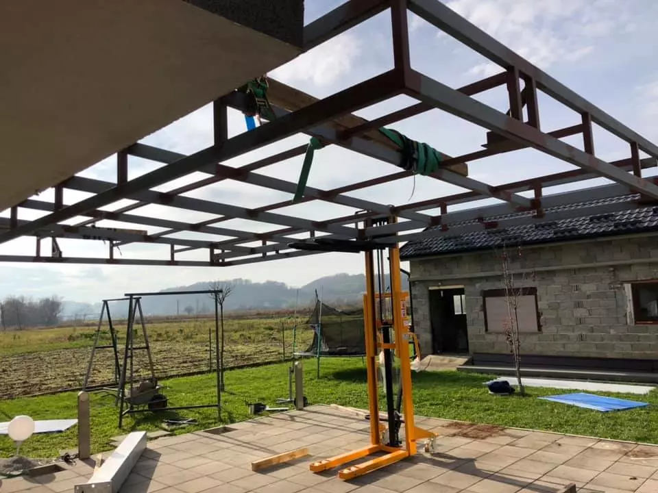 UgradnjametalnihstepenicaiogradaKrapina,Hrvatska6 UgradnjametalnihstepenicaiogradaKrapina,Hrvatska6