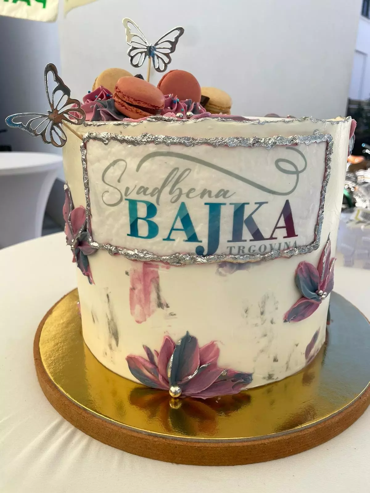 Ukrasi_i_dekoracije_za_torte_i_kolače,_Koprivnica7