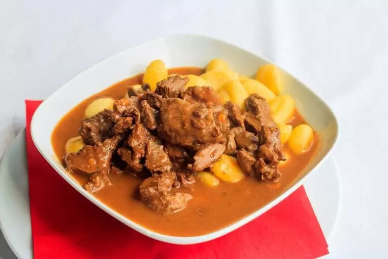 Ukusnadomaćajela,pizze,roštiljOsijek10 Ukusnadomaćajela,pizze,roštiljOsijek10