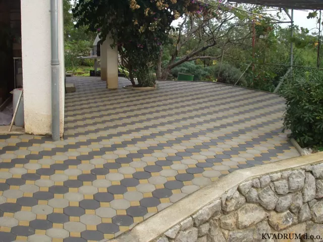 Uređenjeokućnica,dvorištaipodova,Istra,Primorje,Lovran Uređenjeokućnica,dvorištaipodova,Istra,Primorje,Lovran