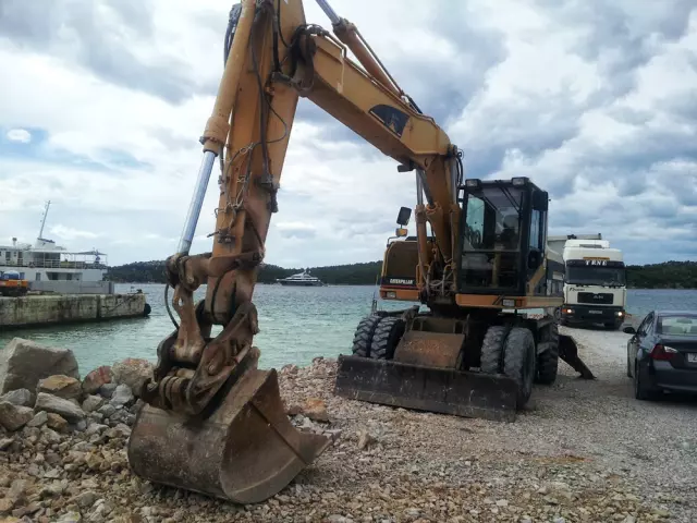 Uslugeprijevozakamionima,Prigrada,Zadarskažupanija,Hrvatska2 Uslugeprijevozakamionima,Prigrada,Zadarskažupanija,Hrvatska2