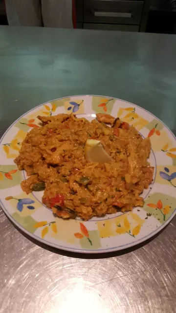 Uslugetočenjaalkoholnihibezalkoholnihpića,Punat