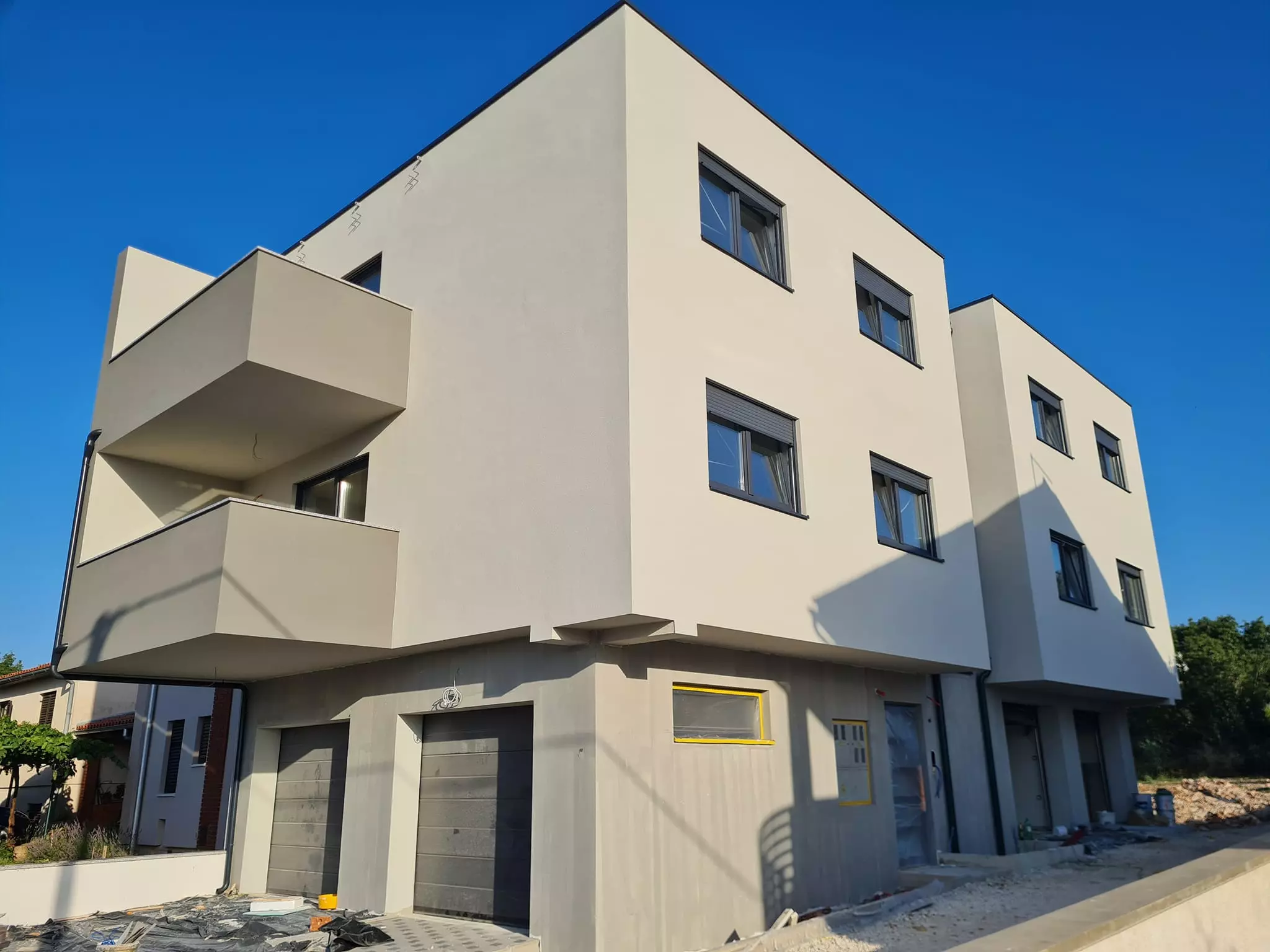 Ličilački i fasaderski radovi Izvođenje fasaderskih i ličilačkih radova u Puli Istra