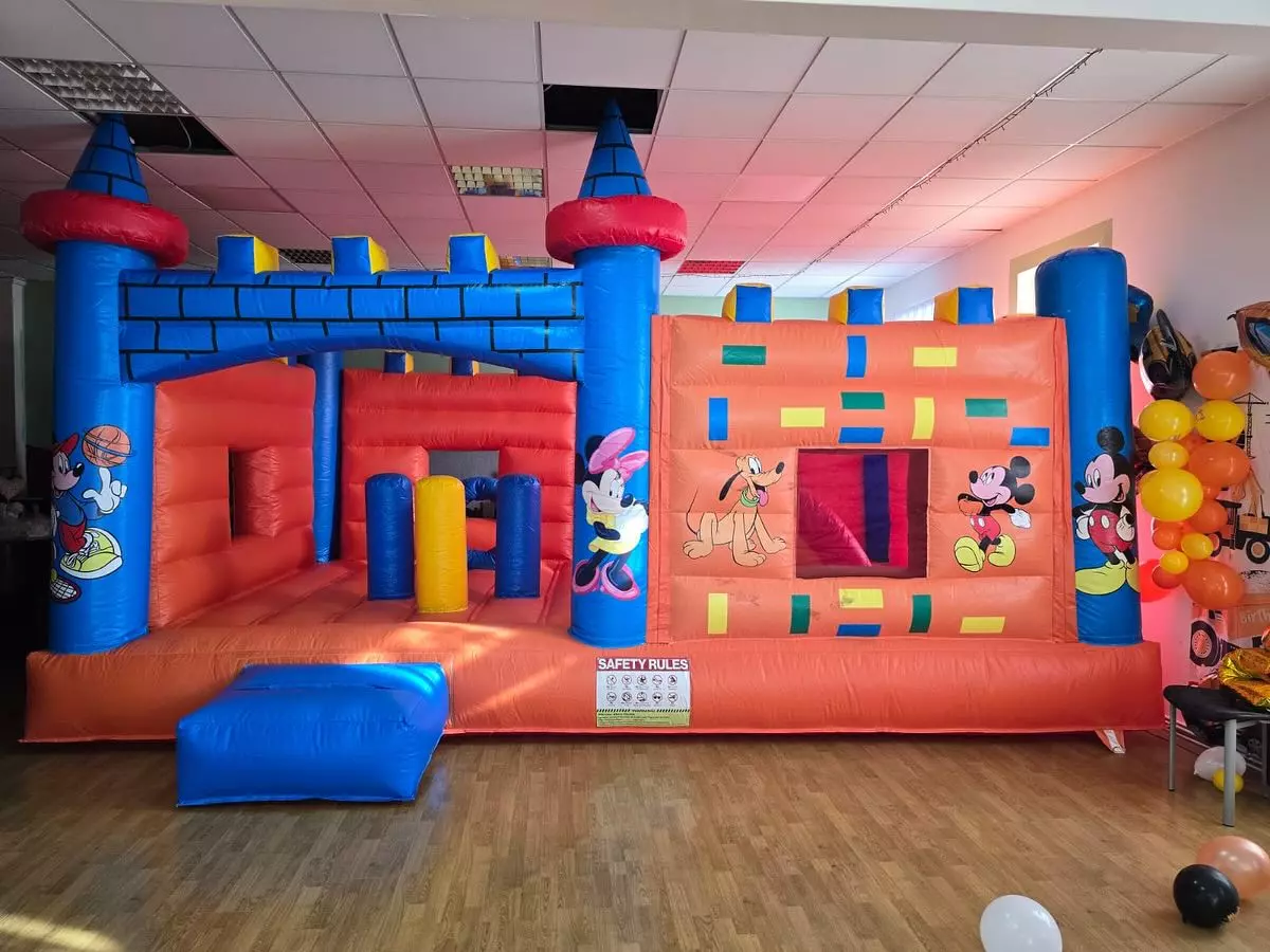 Iznajmljivanje napuhanaca za zabave Iznajmljivanje napuhanaca Zagreb, Hrvatska