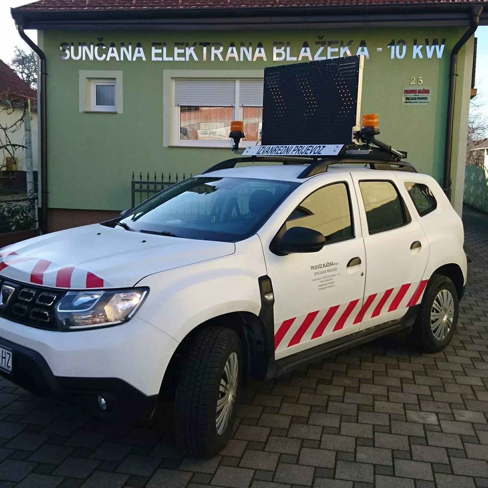 Vozni park za vršenje tehničke pratnje u Donjem Kraljevcu 
