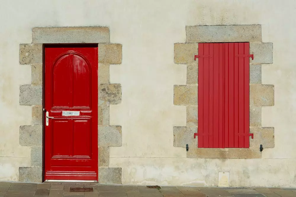 Montaža PVC vrata i prozora Montaža PVC prozora i vrata Tuzla