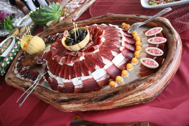 Vrhunskacrnaibijelavina,Vodice2