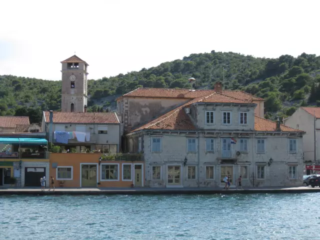 Vrhunskismještajikulinarskispecijaliteti,Tisno2