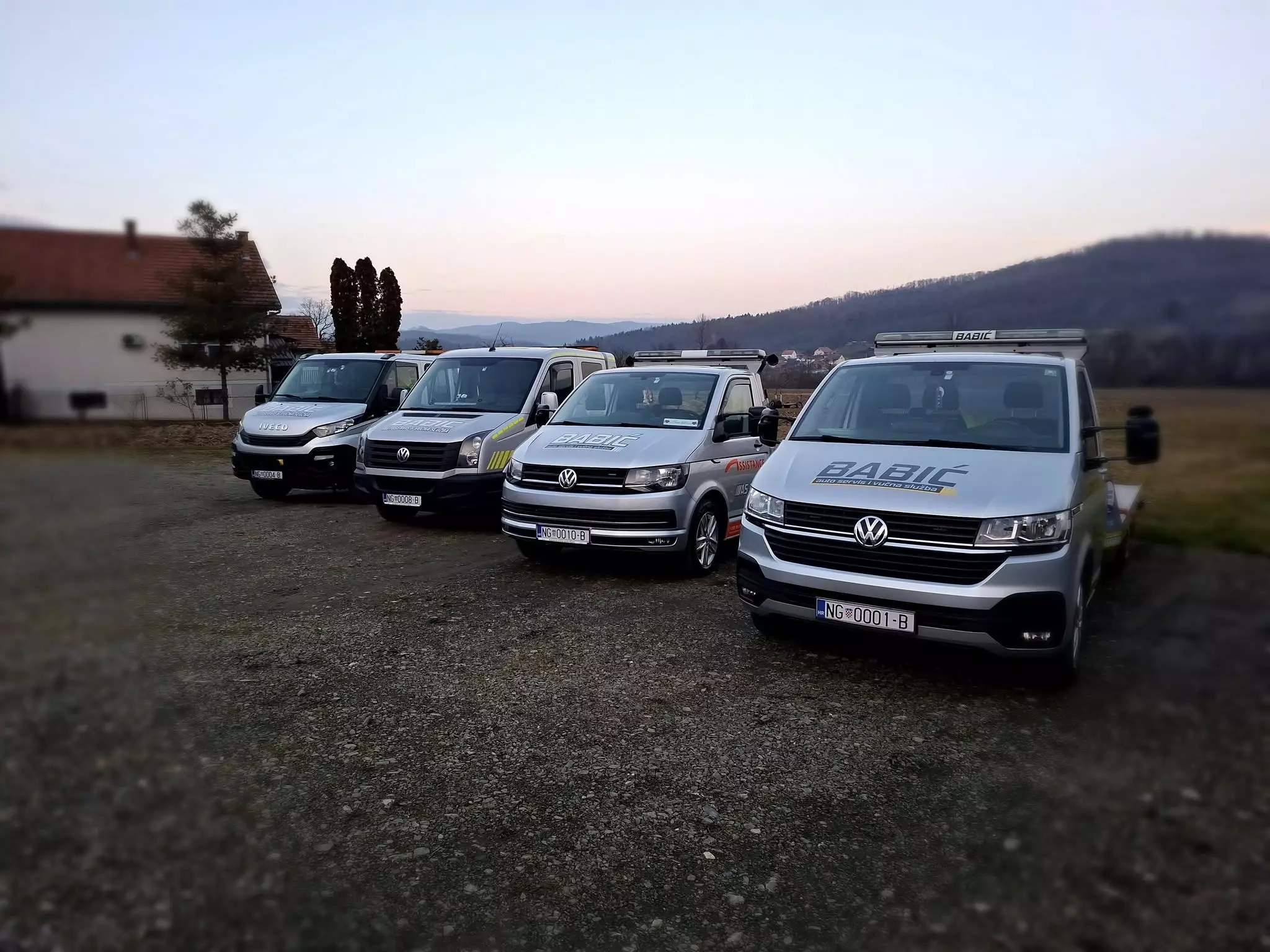 Pomoć na cesti i vučna služba Vučna služba i pomoć na cesti Nova Gradiška, Hrvatska