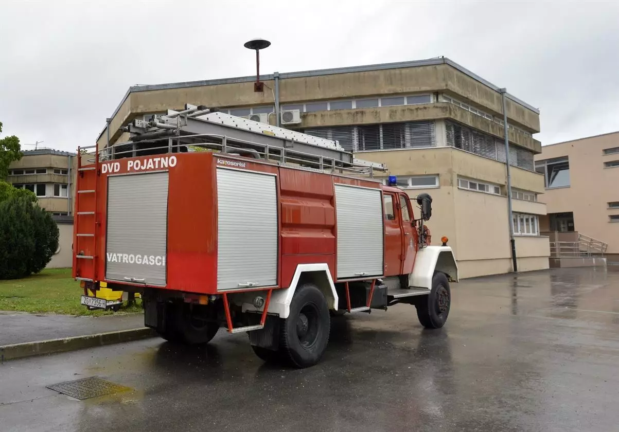 Zaštitaodpožara,spašavanjeljudiiimovine,Pojatno Zaštitaodpožara,spašavanjeljudiiimovine,Pojatno