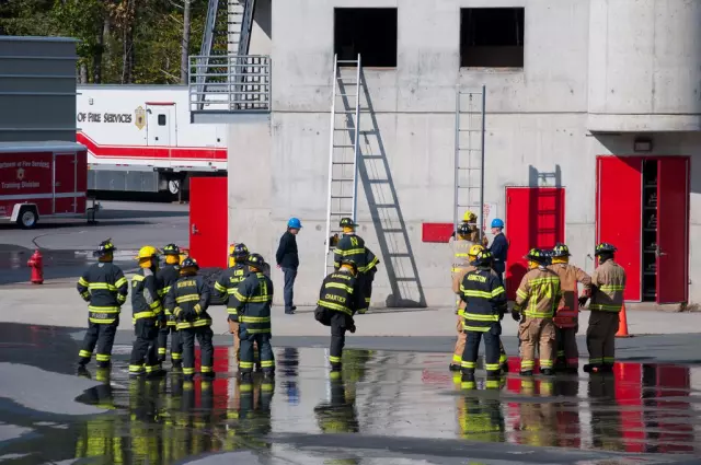 Za%C5%A1titaodpo%C5%BEaraispa%C5%A1avanjeljudiiimovine,Gradec