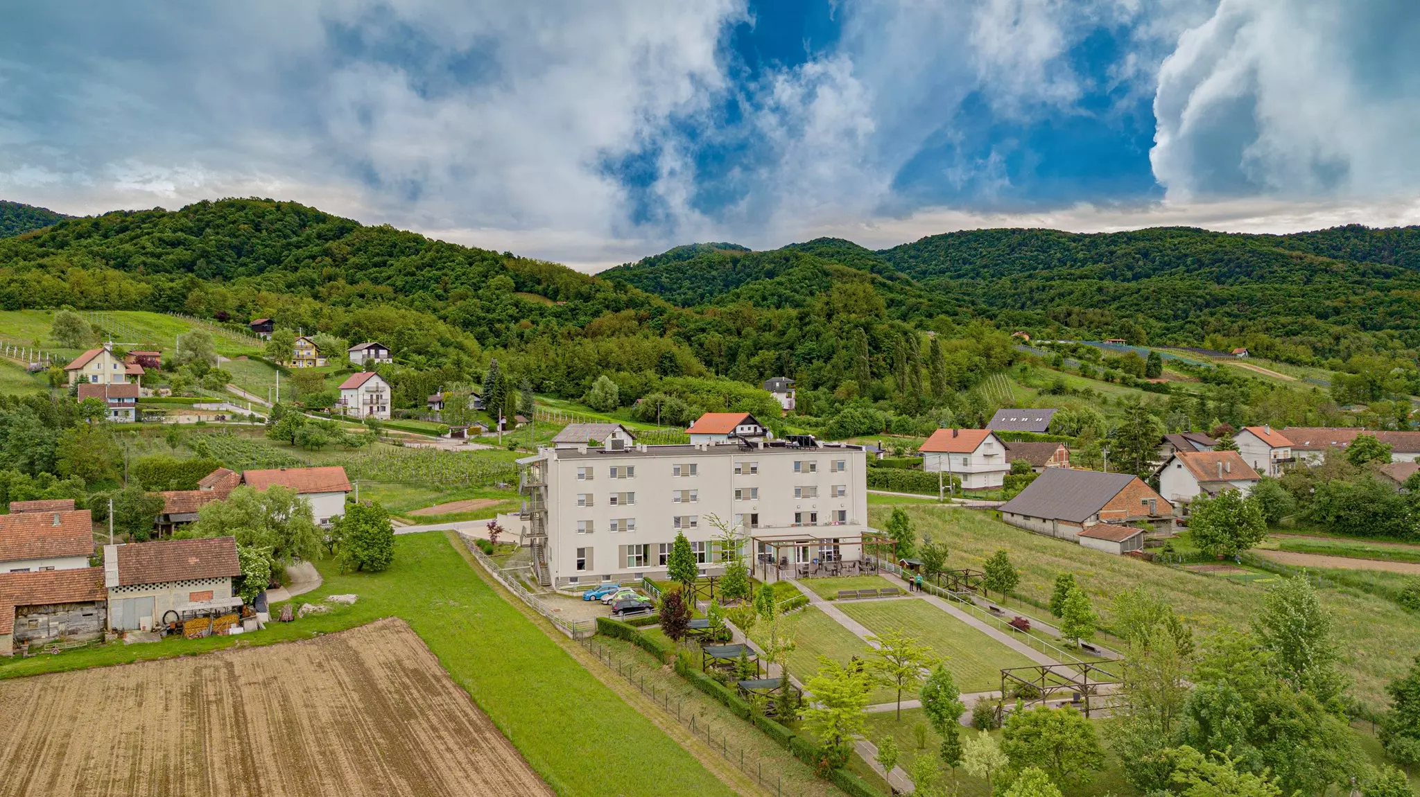 ZdravstvenanjegairadnaterapijazaštićenikeHrvatska4