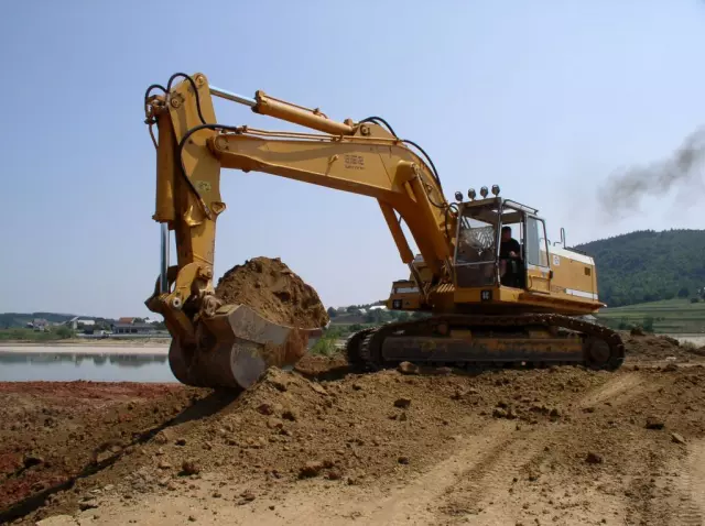 Zemljaniradovi,kiperkamioni,buldožeri,bageriirovokopači,Zagreb,Zagrebačkažupanija,Hrvatska