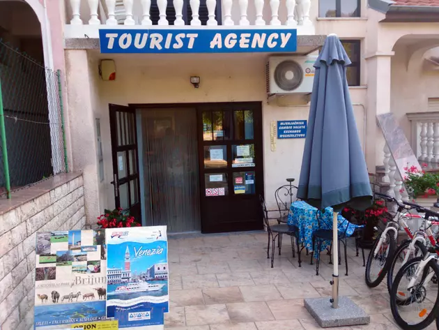 Private apartment, holiday house, tourist agency Pula
