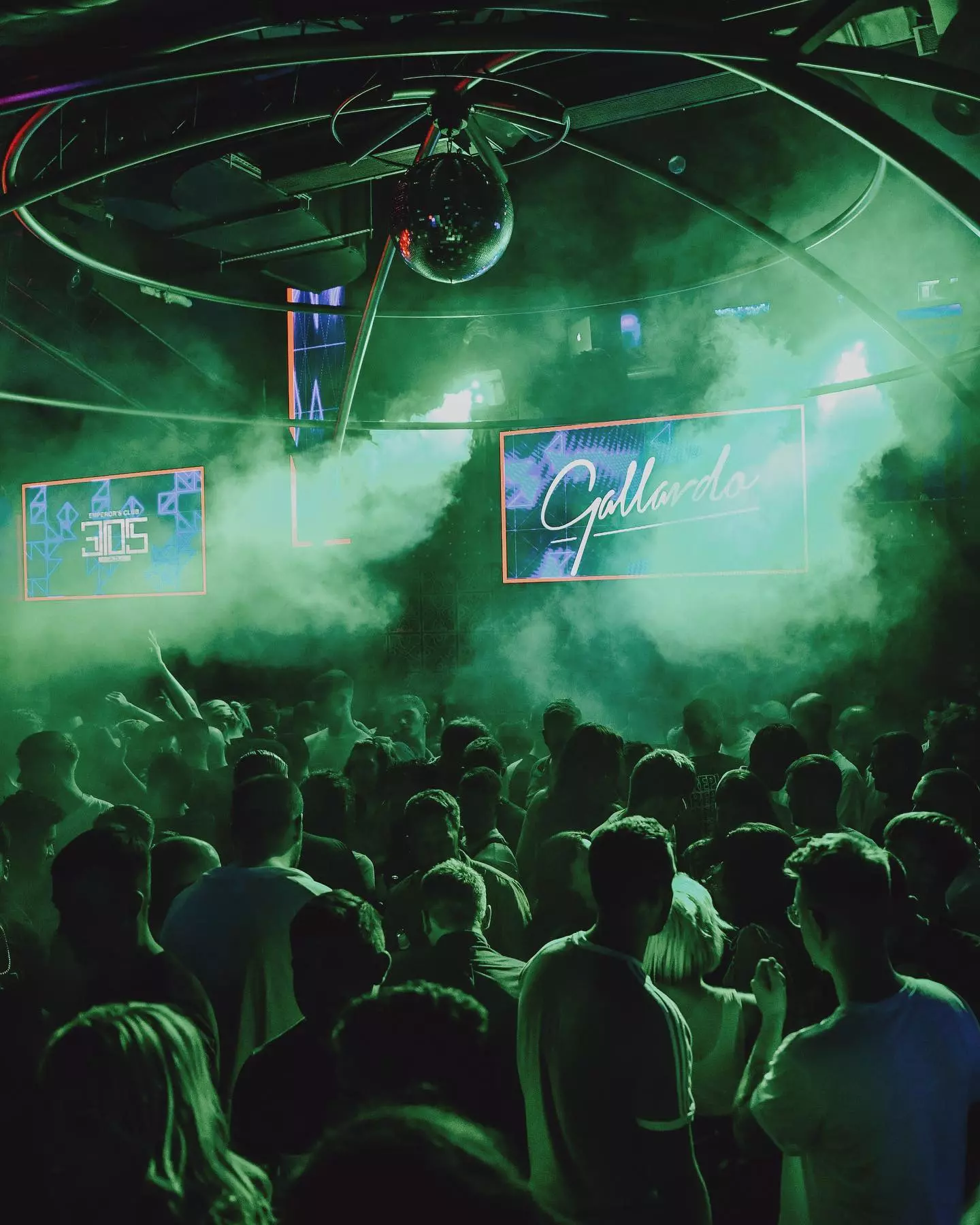 strana muzika u Splitu Noćni klub sa stranom muzikom u Splitu