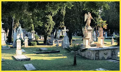 Kompletne pogrebne usluge i prijevoz pokojnika