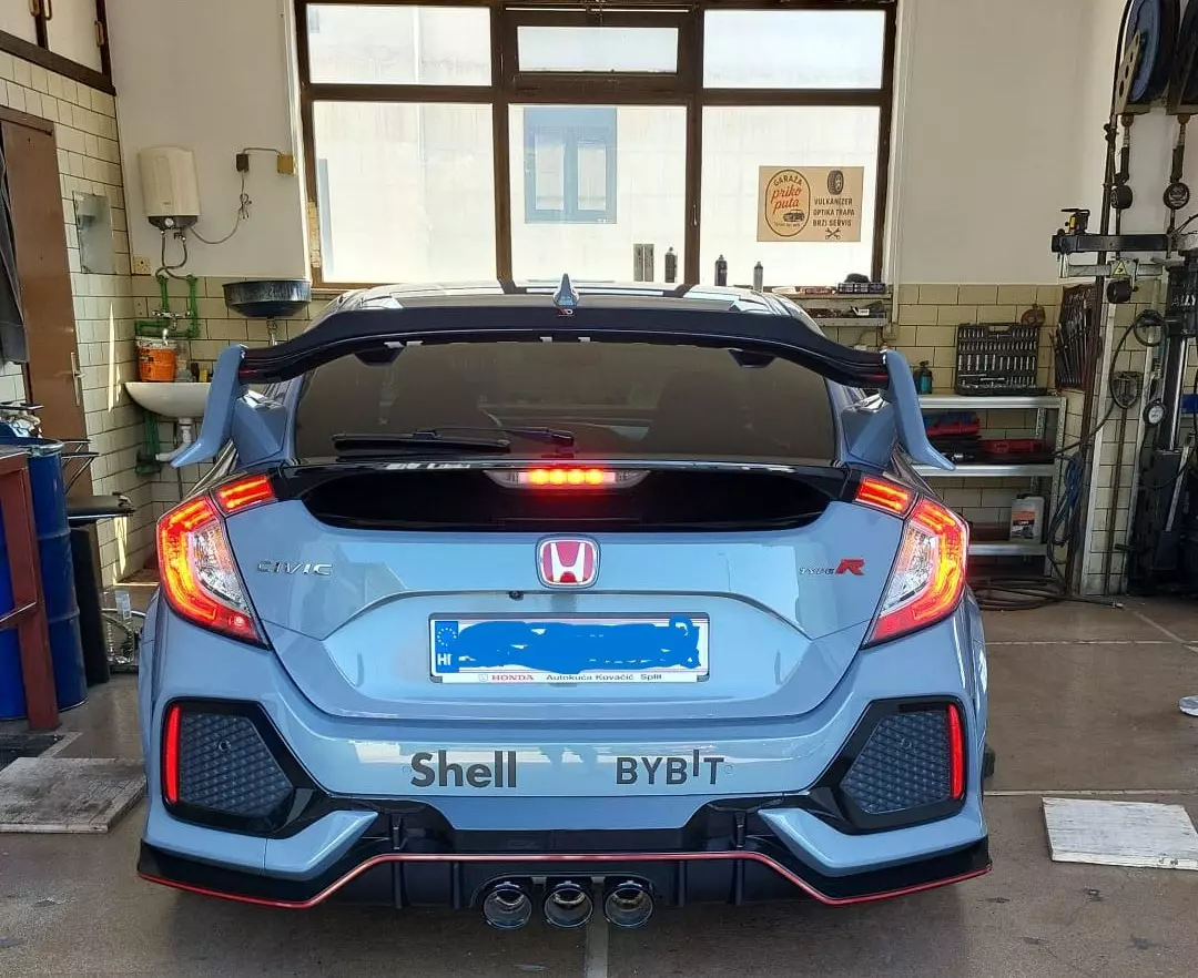 Brzi servis auta i vulkanizerstvo Kaštel Stari u RH