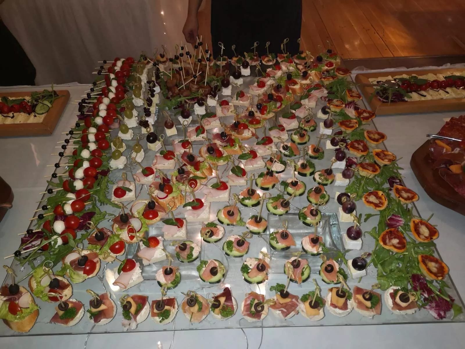 Razni meni za gablece Odra