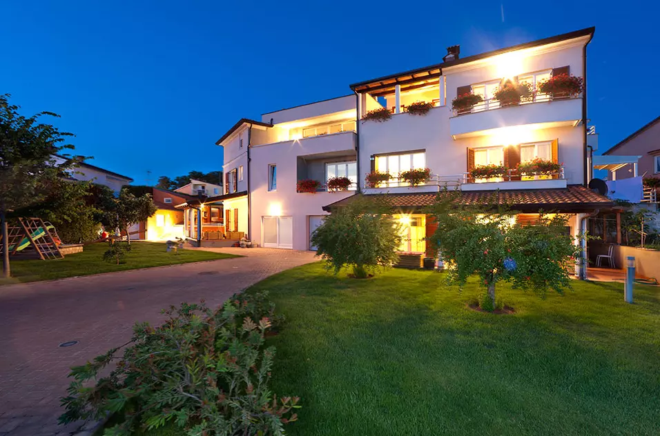 irena_1111 irena_1111