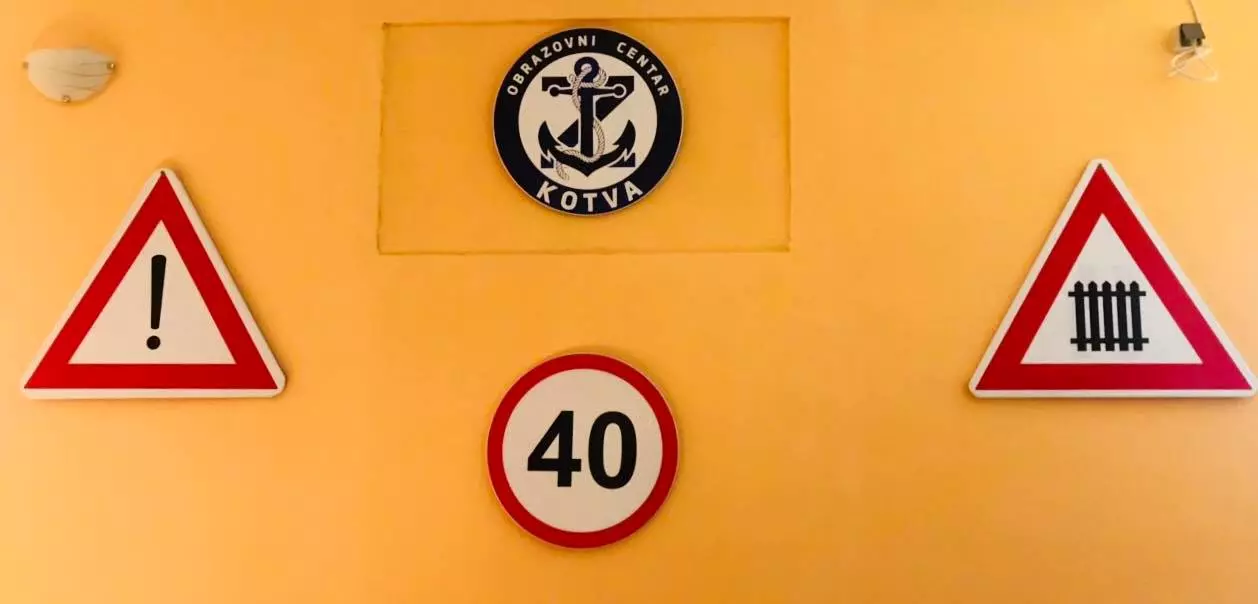 kotva_3333 kotva_3333