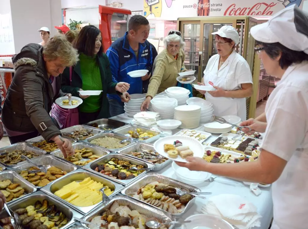 Restoran s kompletnim cateringom u Puli, Istra