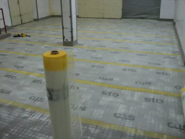 industrijski podovi Povoljno postavljanje industrijskih i dekorativnih podova