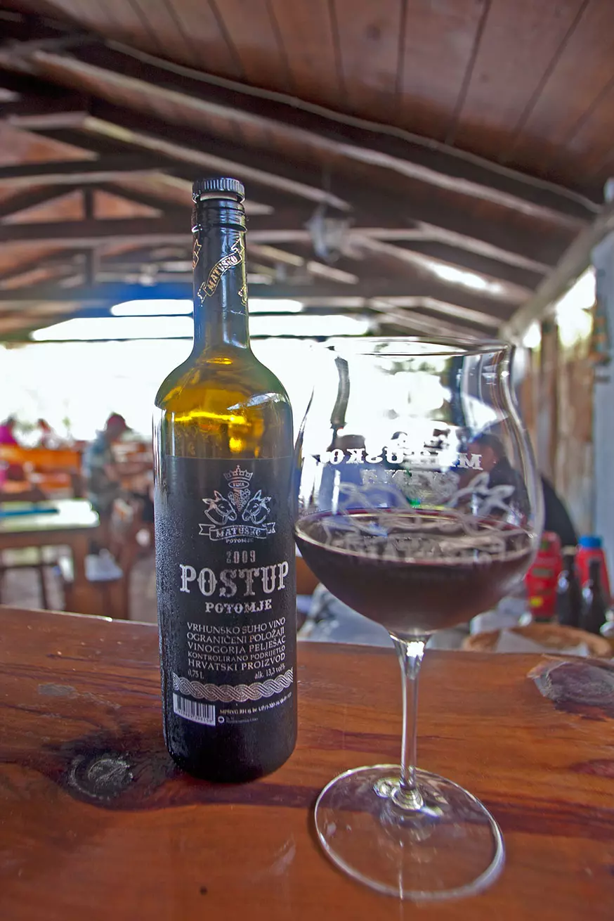 Konoba i mesni specijaliteti Potomje