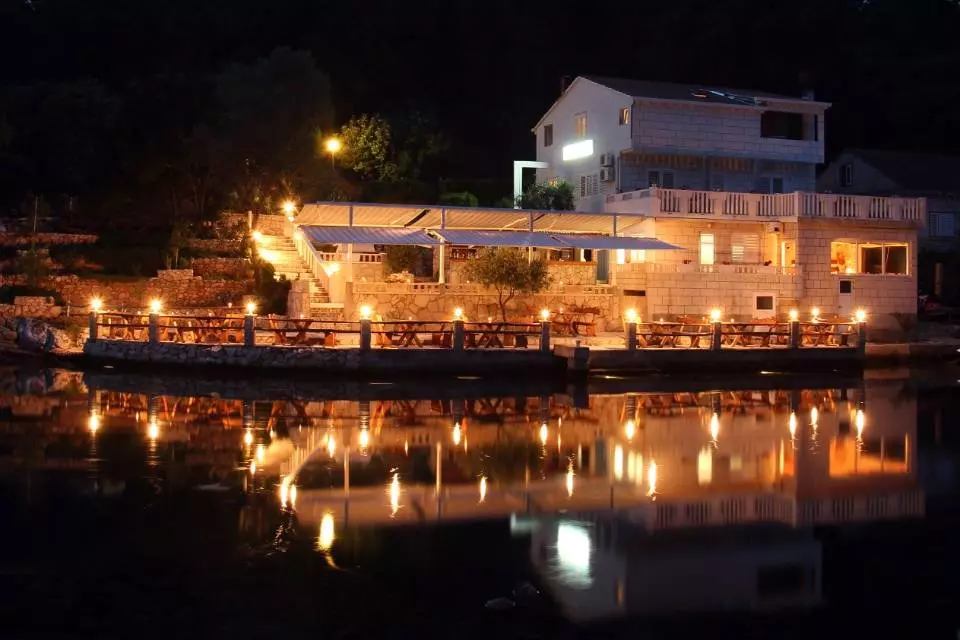 mirakul-naslovna2 mirakul-naslovna2