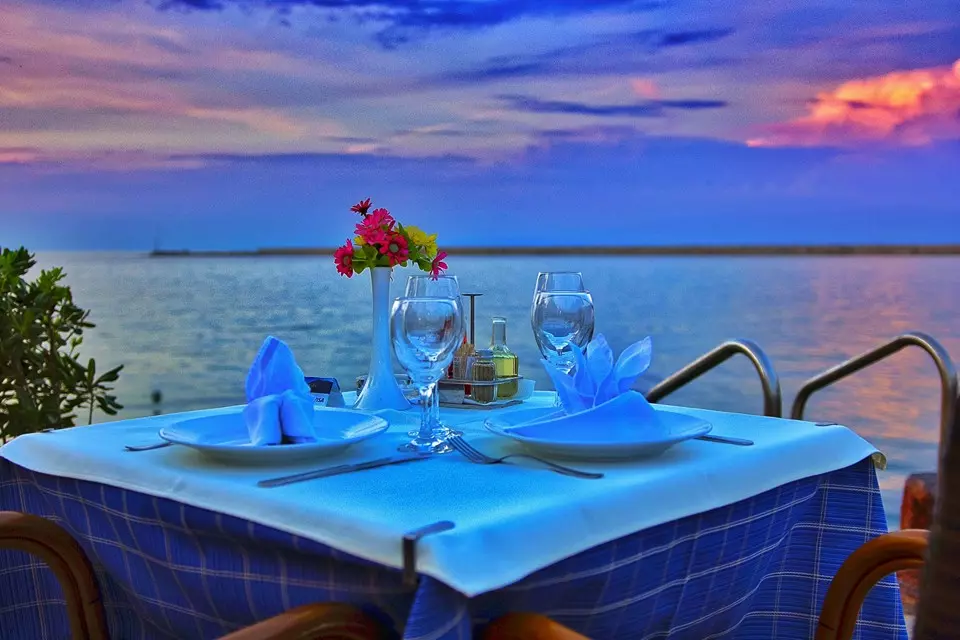 mol-naslovna mol-naslovna