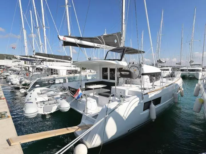 ninaline1-2en ninaline1-2en