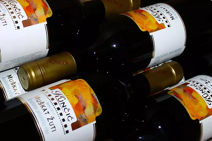 vina_kuncic_butelje vina_kuncic_butelje