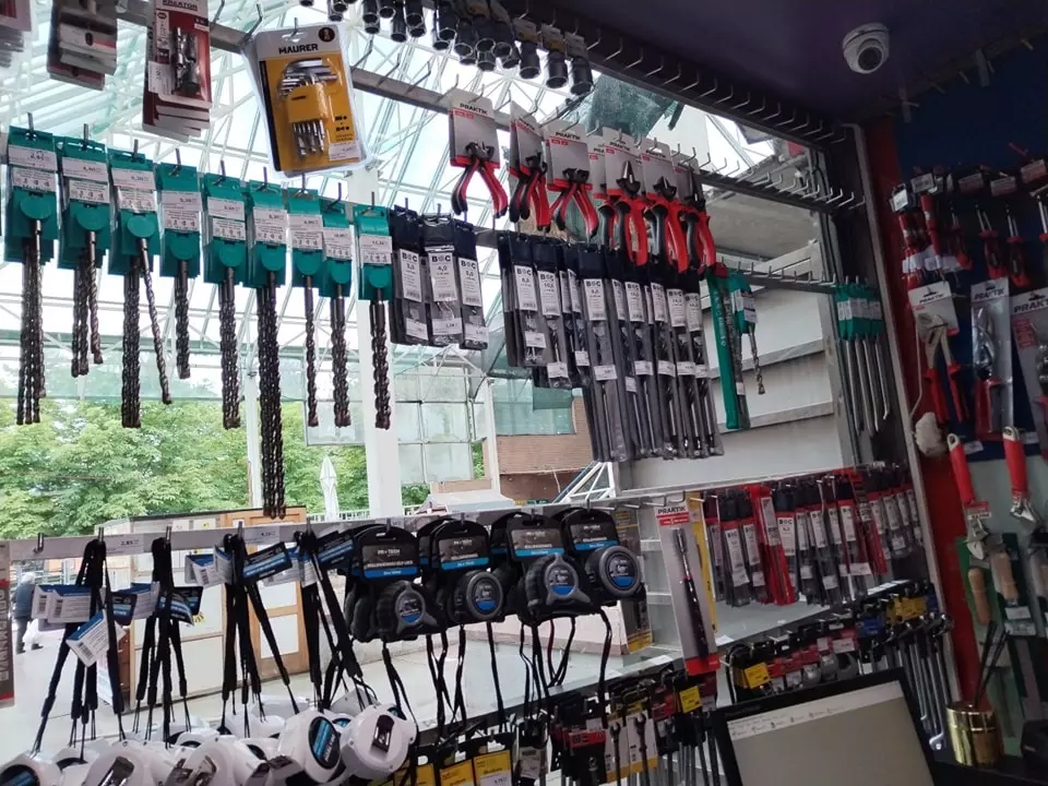 Prodaja šarafa i vijaka, trgovina Prodaja vijaka i šarafa Velika Gorica, RH