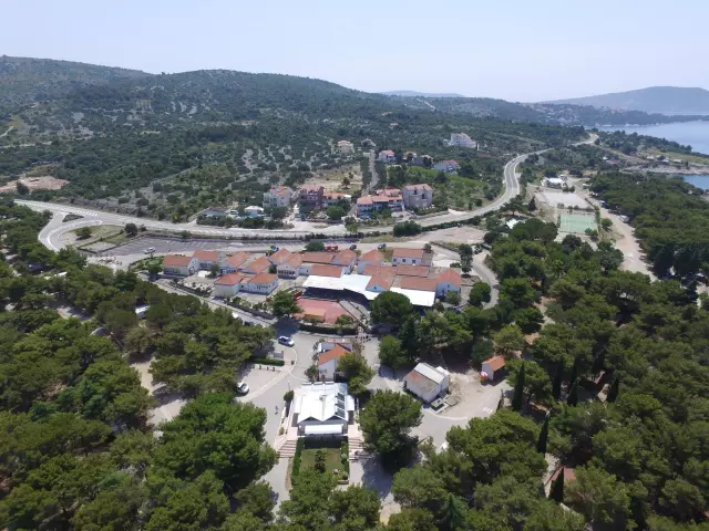 Kampiraliste Primosten sibensko kninska zupanija (13).jpg