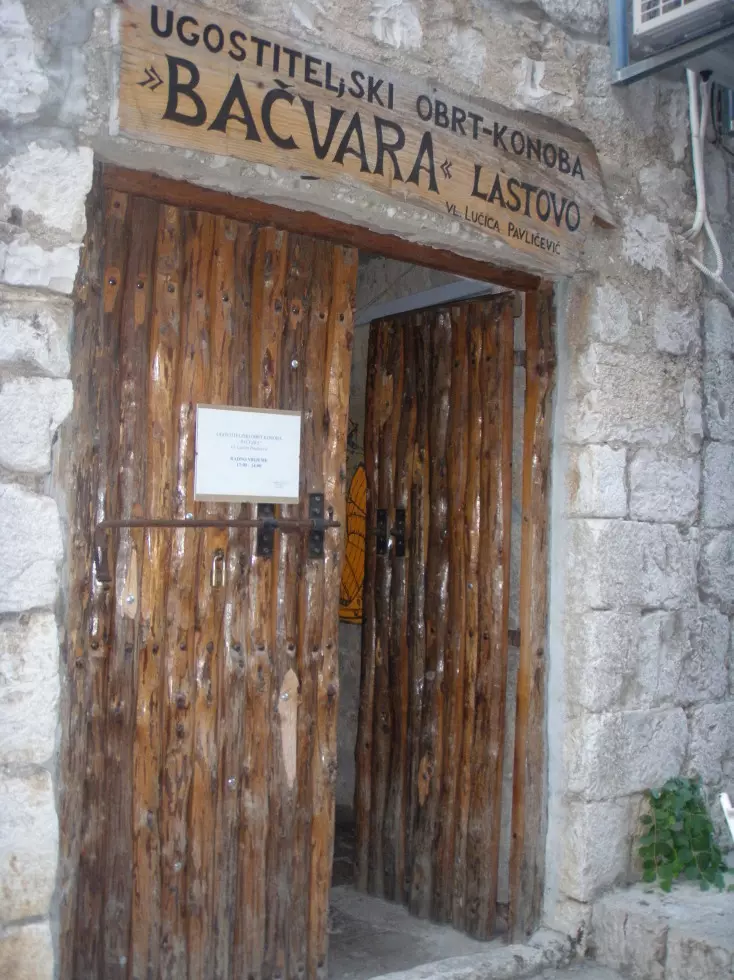 UGOSTITELJSKI OBRT KONOBA BAČVARA