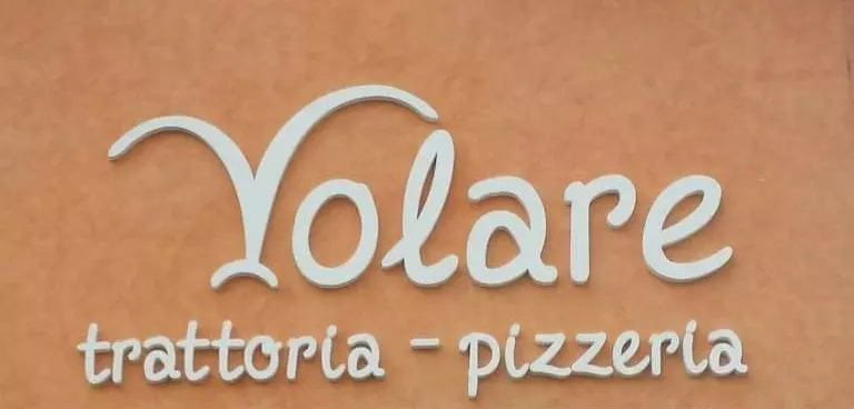 VOLARE