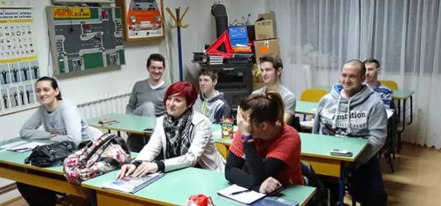 Vozački ispit za A, A1, A2 i B kategorije Delnice (3).jpg