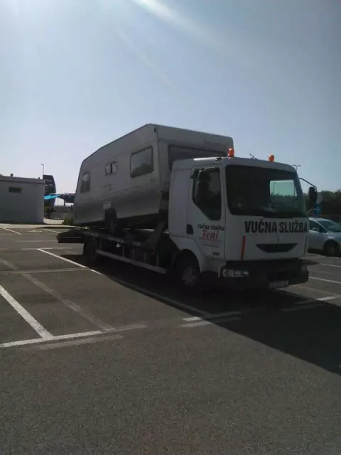 Vučna služba Novi Marof, Hrvatska 8.jpg