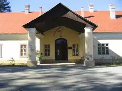 GRADSKA KNJIŽNICA ORAHOVICA